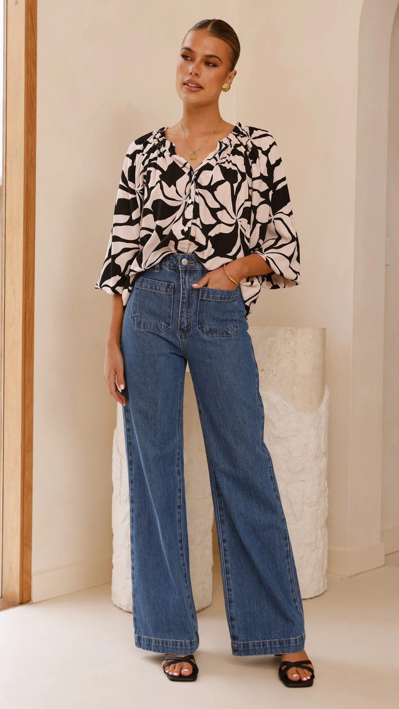 Addison Top - Black/Beige