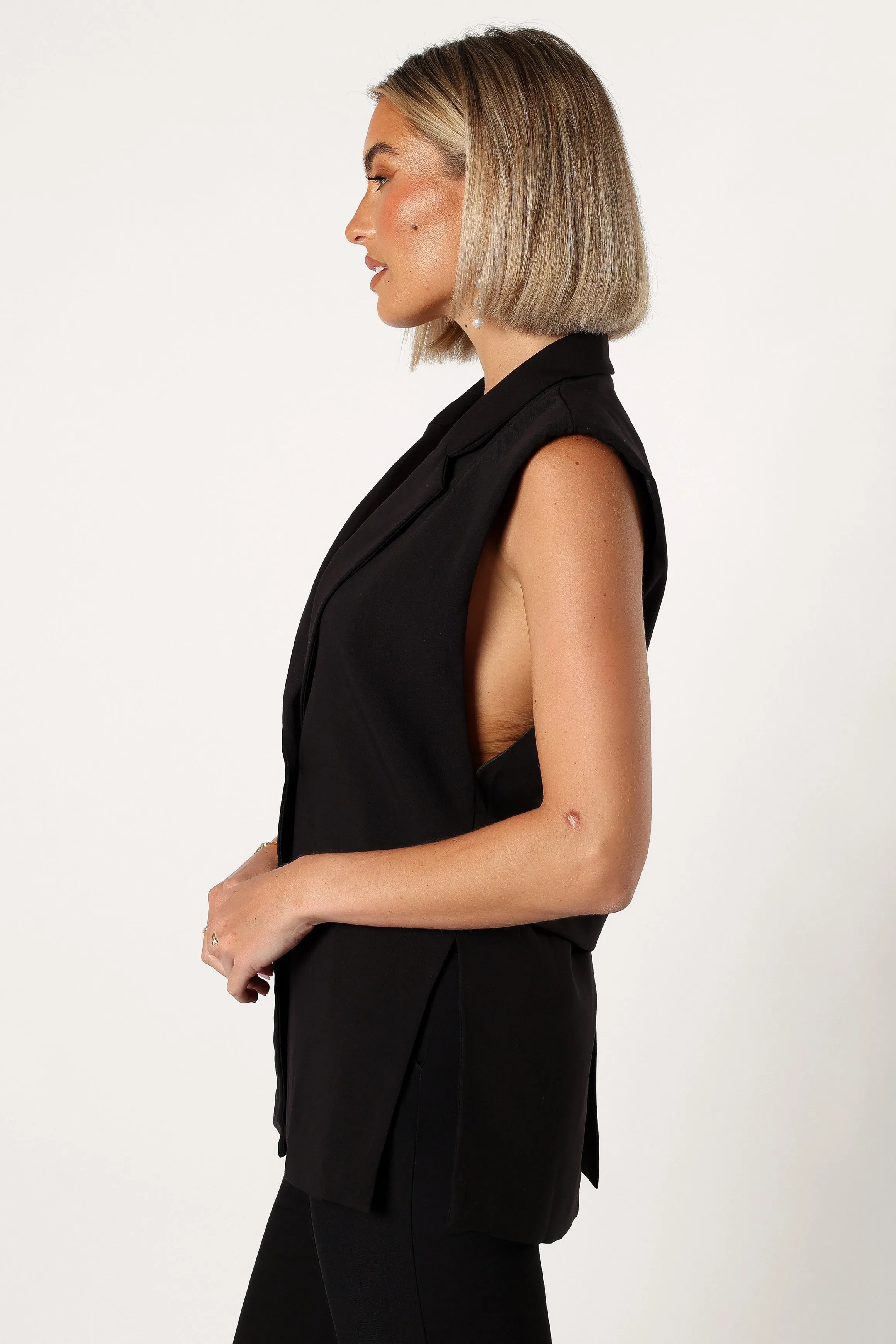 Beck Vest - Black