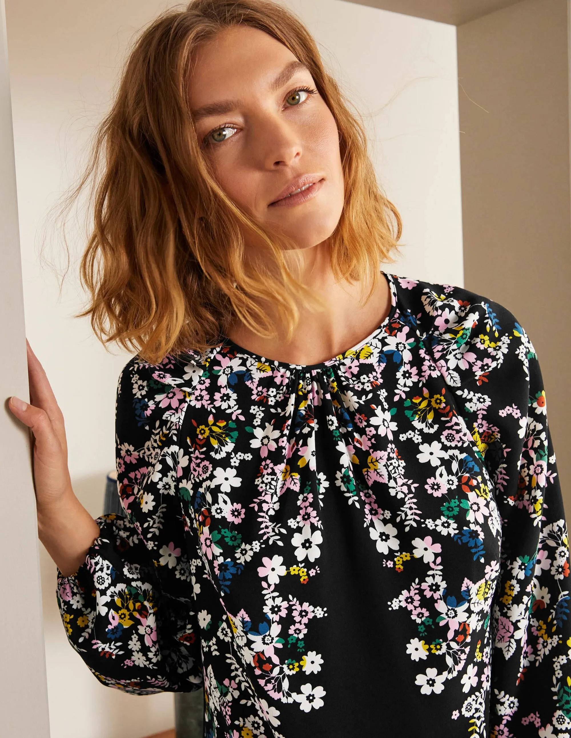 Keira Shift Dress-Black, Posy Placement Front