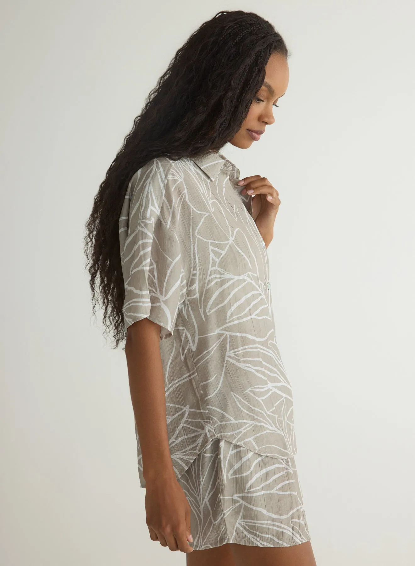 Oversized Short Sleeve Shirt - Tropical Print