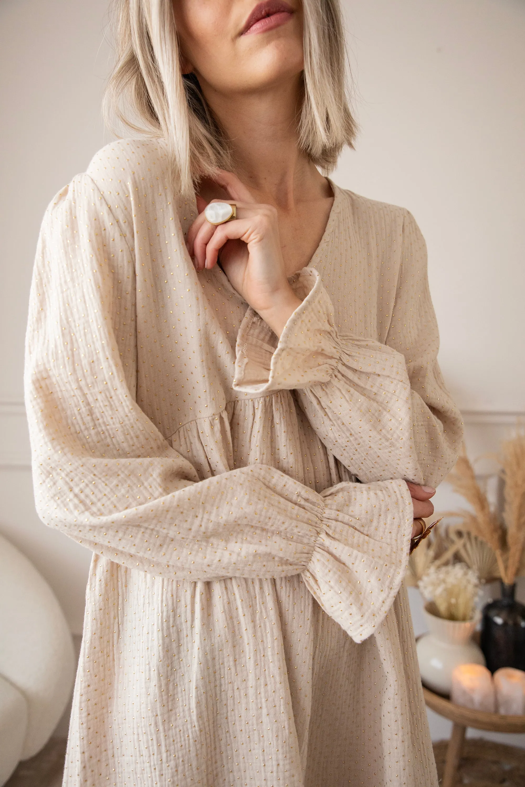 Shine Like Gold Beige - Jurk