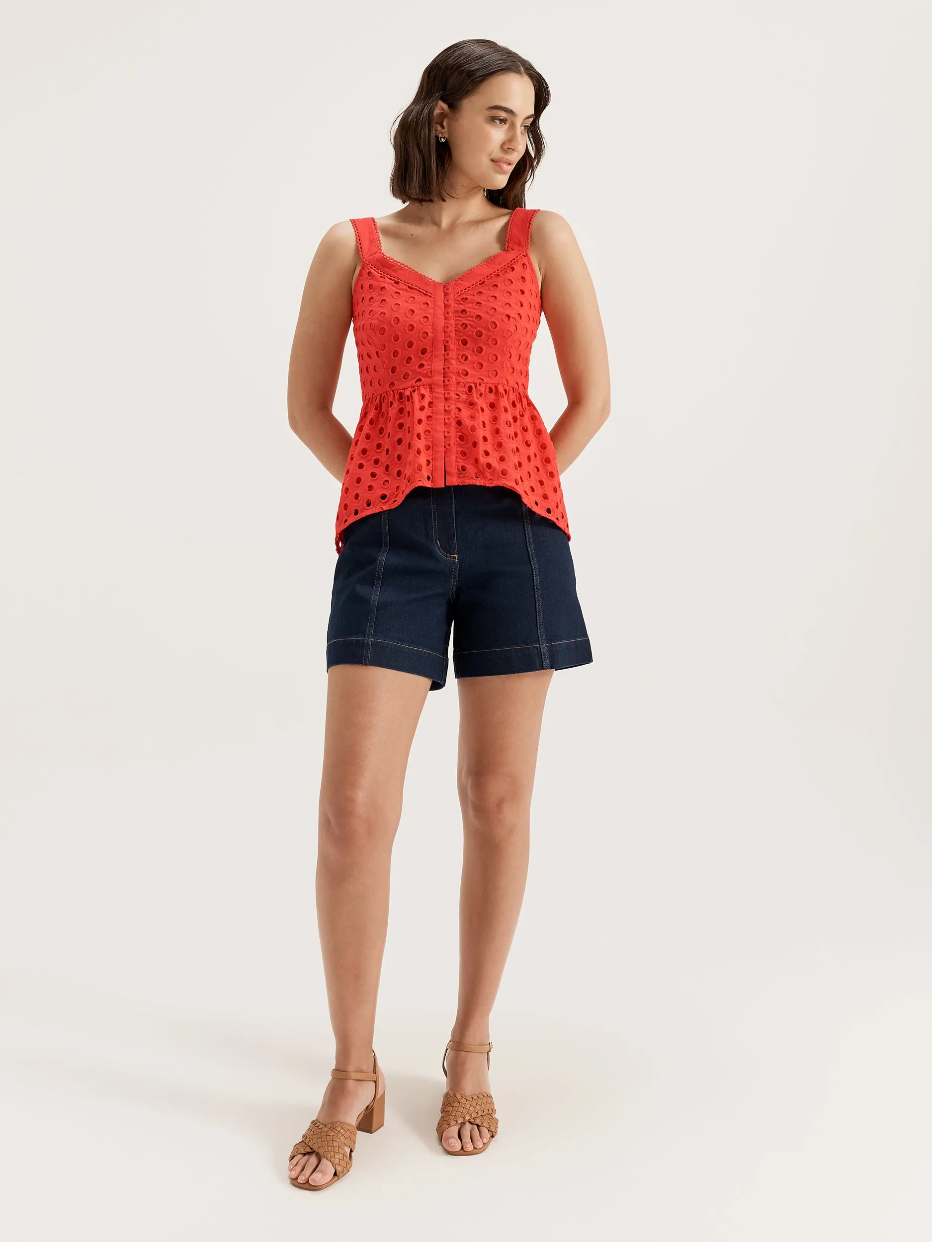 Solar Broderie Top