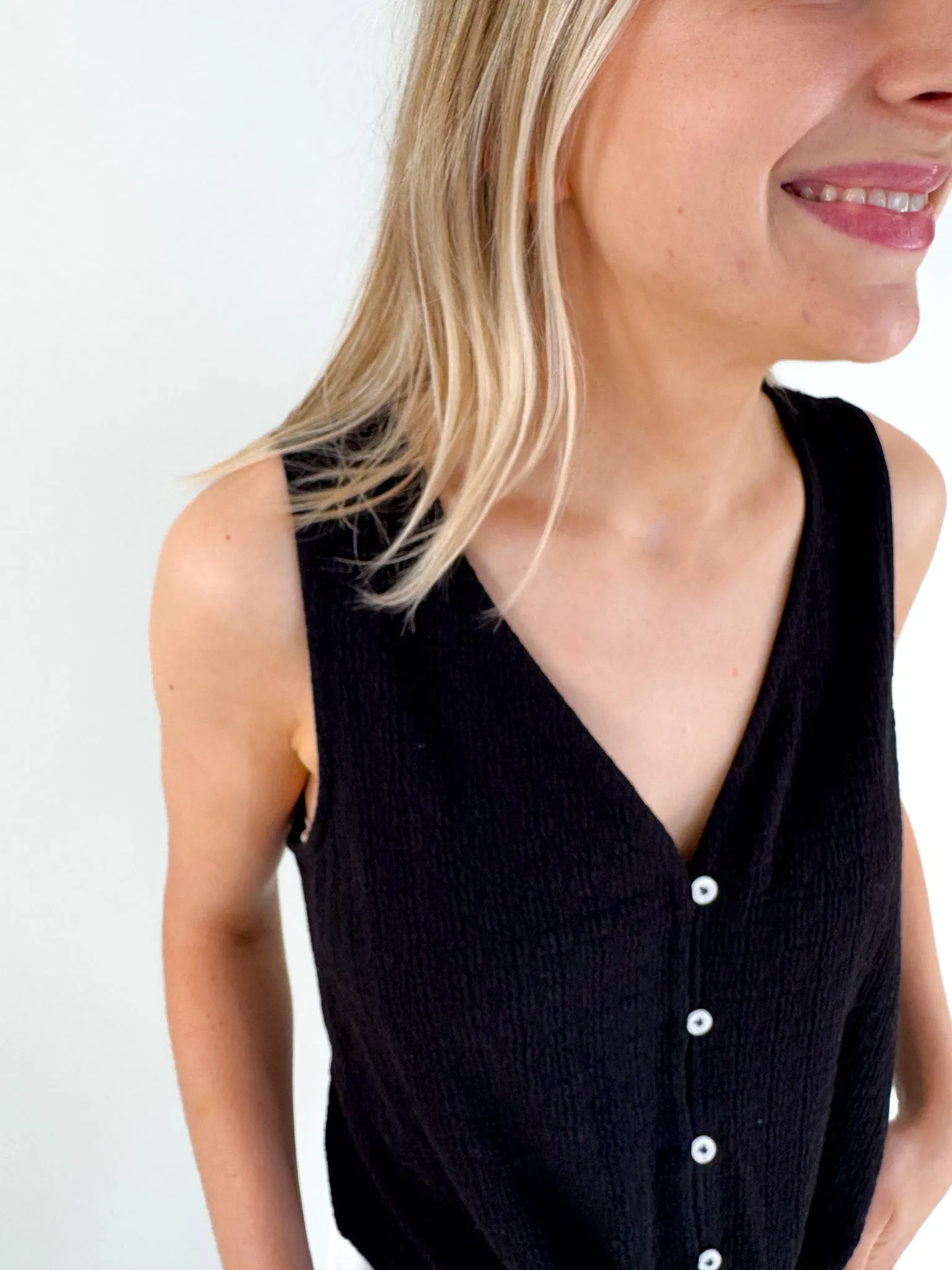 Vacation Black Tie Shell